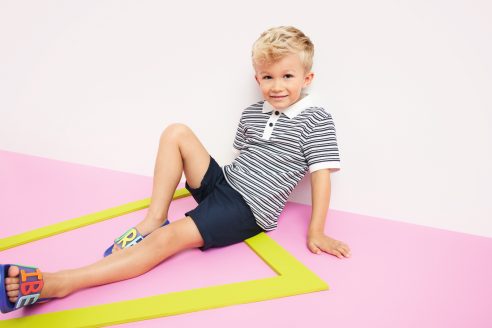 20230924_ExtCampaign_ValueSpring24_Kidswear_2B_ChinoShort_Shot022_055_CMYK_300DPI-492x328.jpg