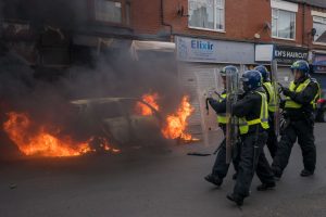 Drapers - Retail staff fearing for their safety following looting and vandalism